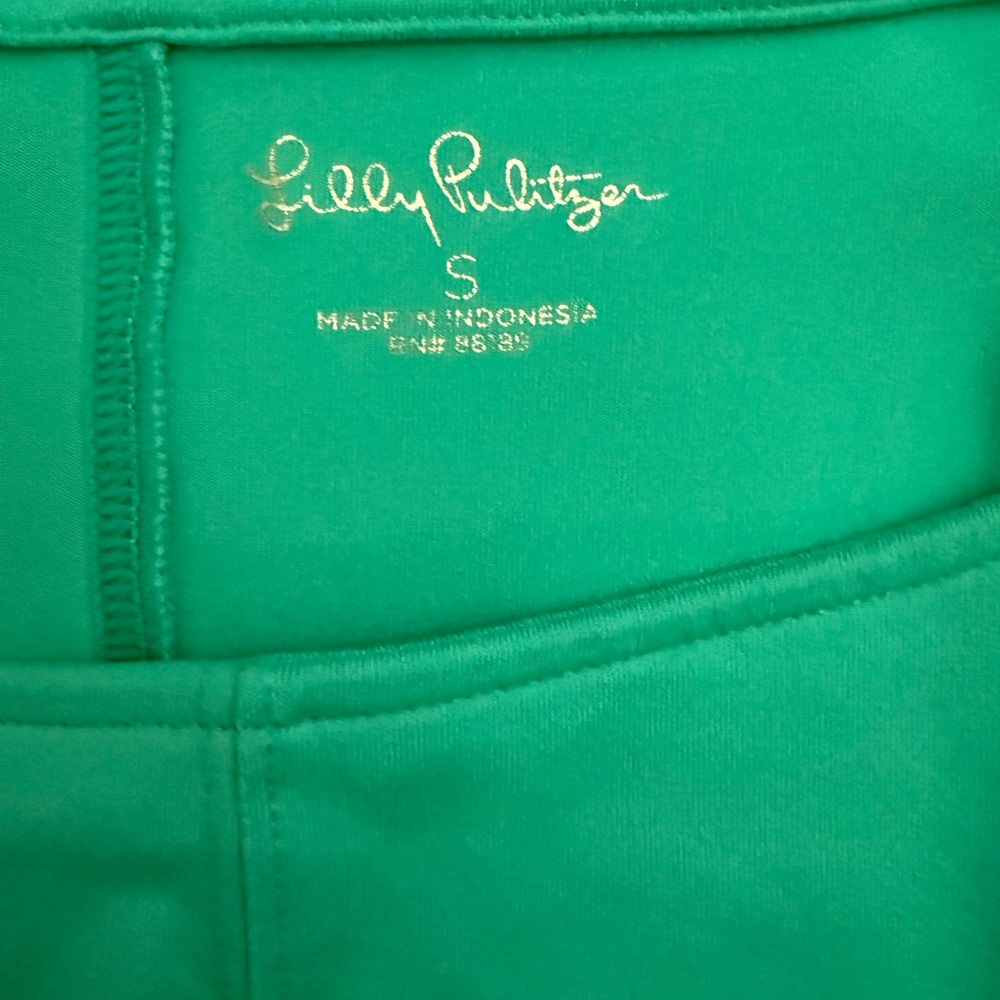 Lilly Pulitzer Bright Green Long-Sleeve KARESSA UPF 50+ TOP, SPEARMINT - Picture 2 of 3